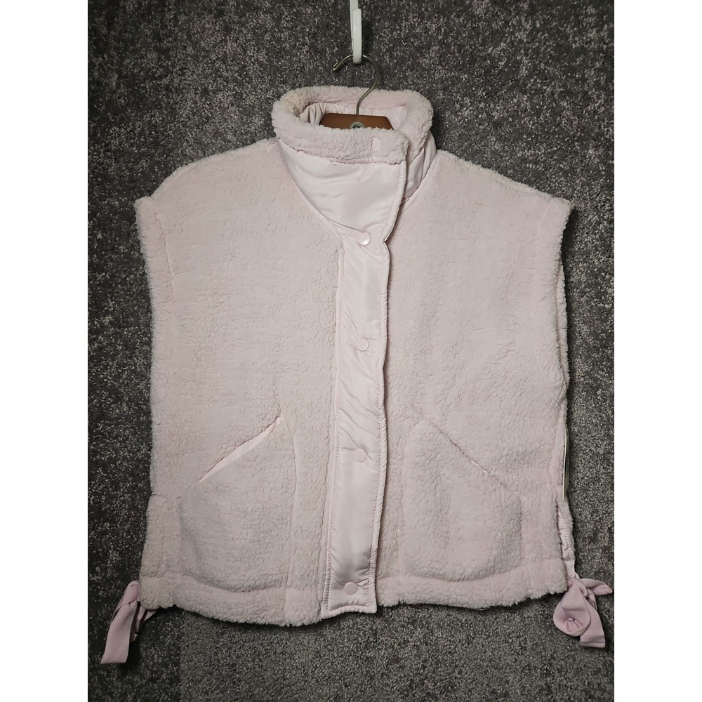 Womens Ultra Flirt Pink Sherpa Vest. Small. NWT